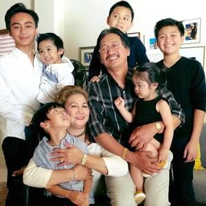 Meet your Posher, Lito n nene